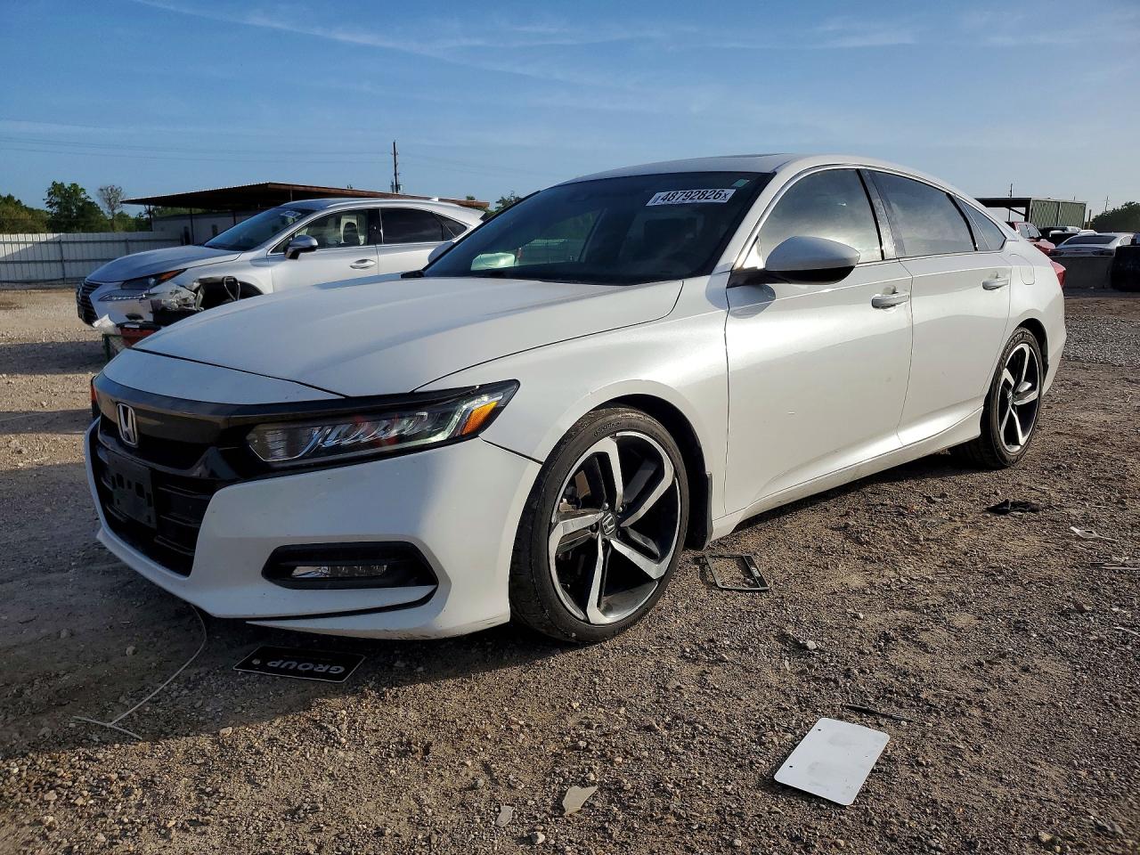 Salvage Honda Accord Image