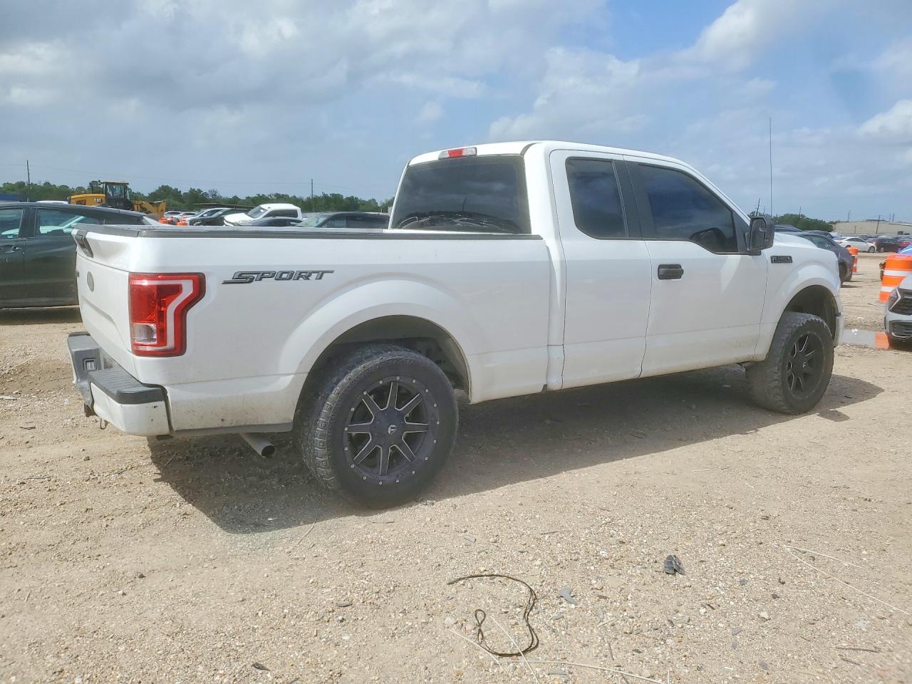 Ford F-150 Super Cab