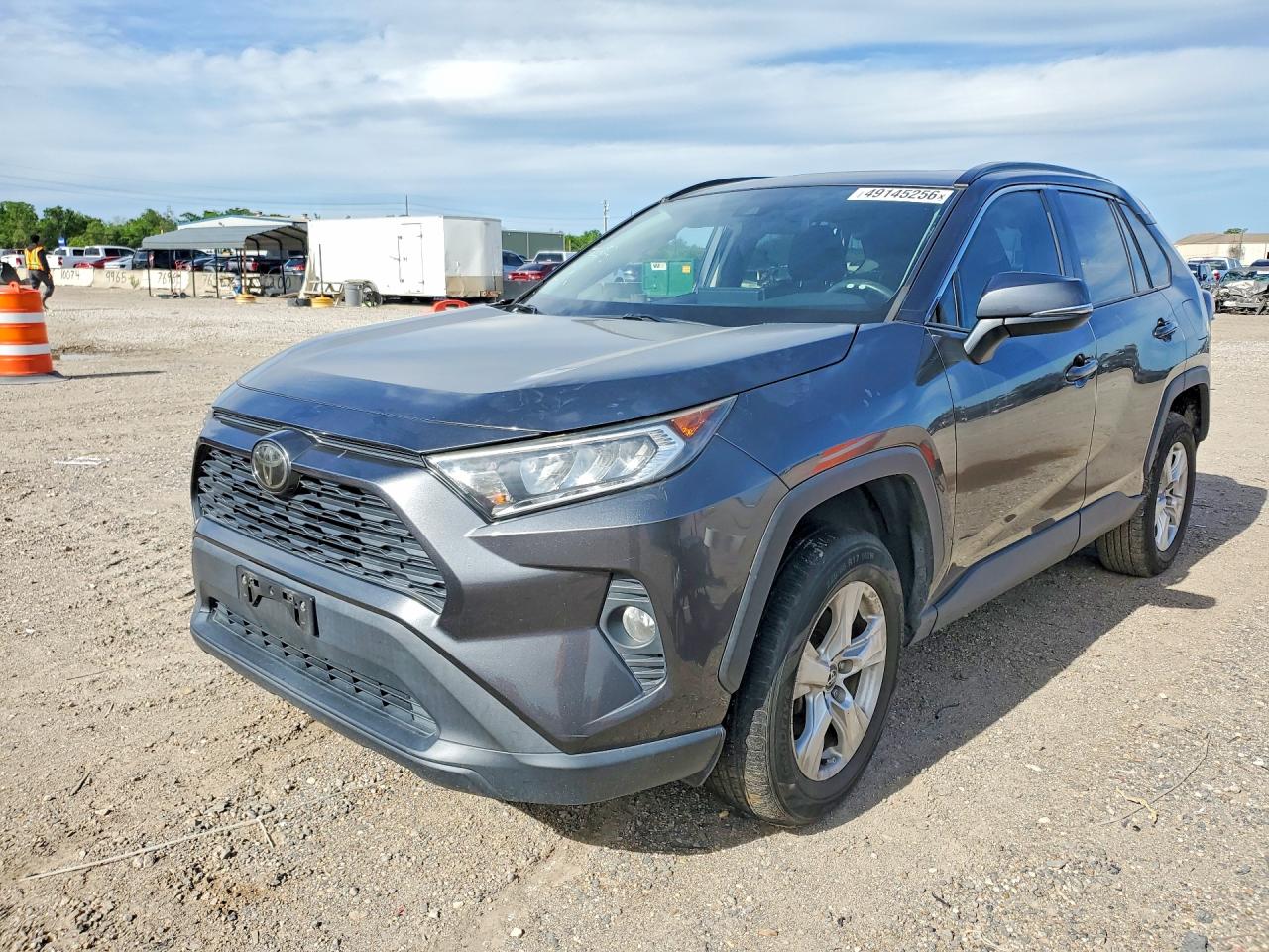Salvage Toyota RAV4 Image