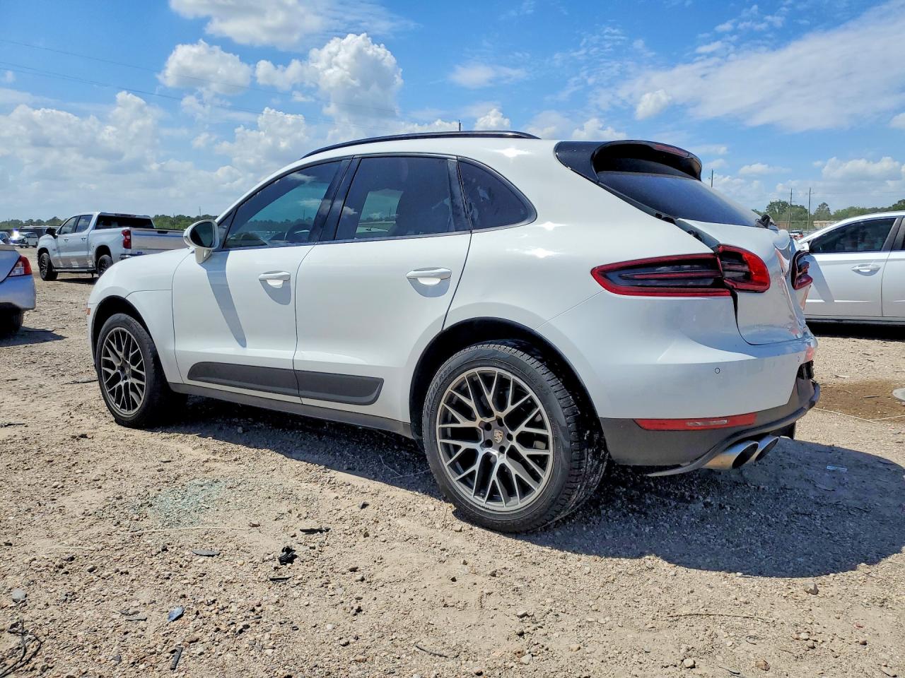 Porsche Macan S