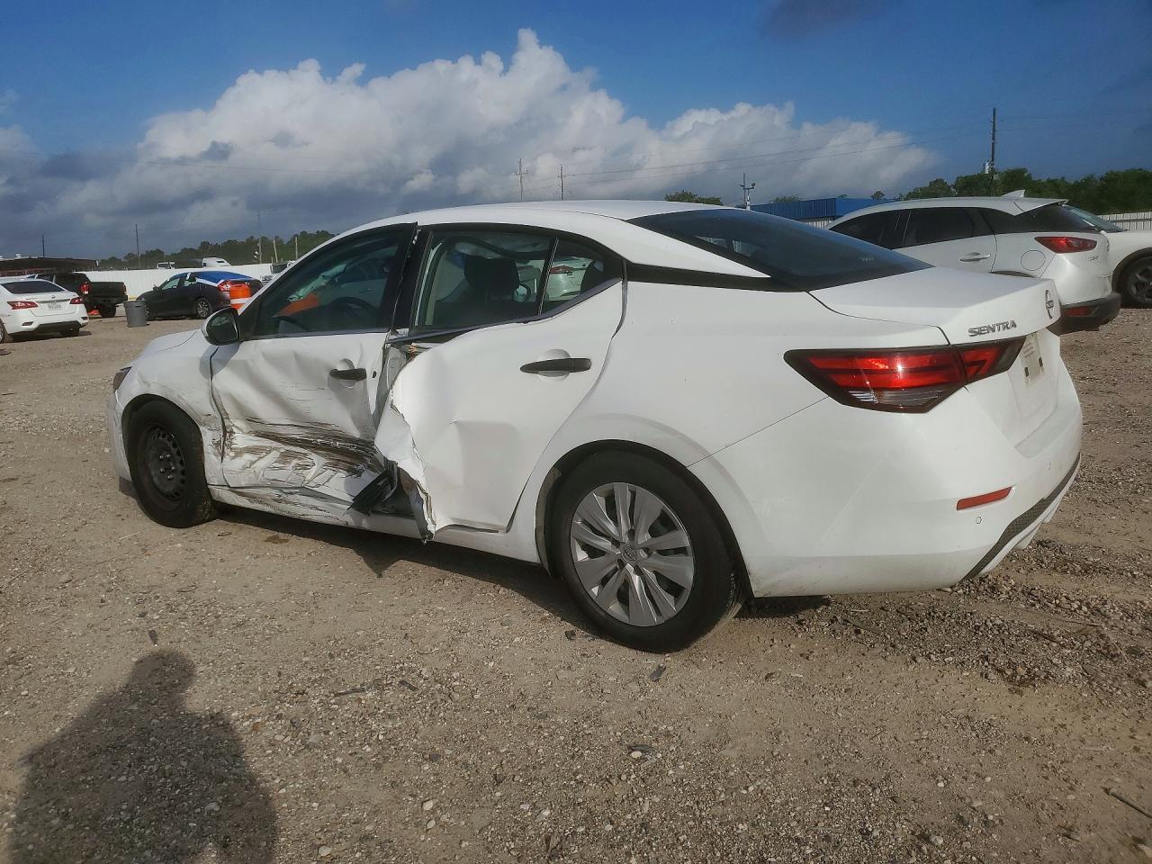 Nissan Sentra S