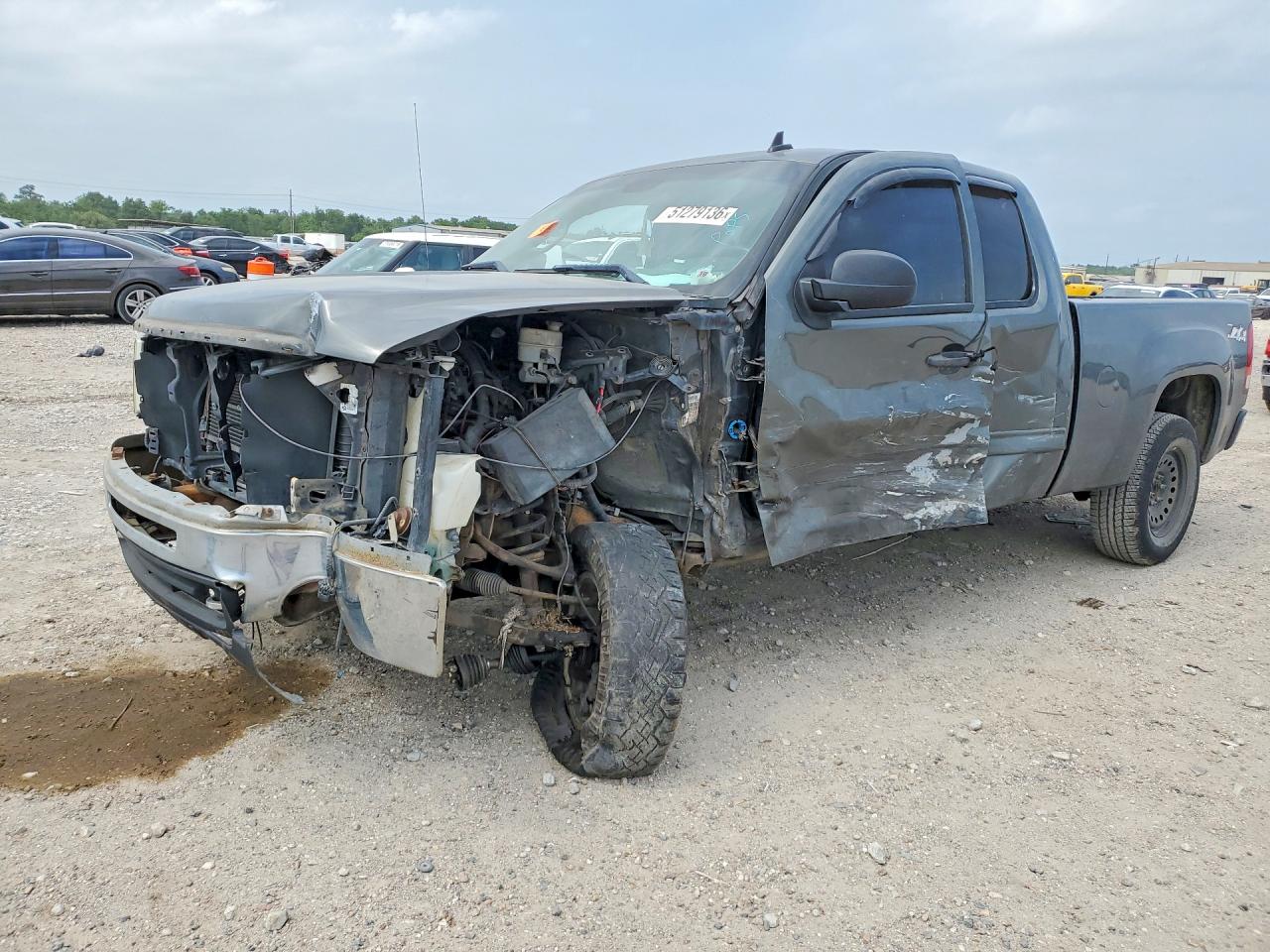 Salvage GMC Sierra Image
