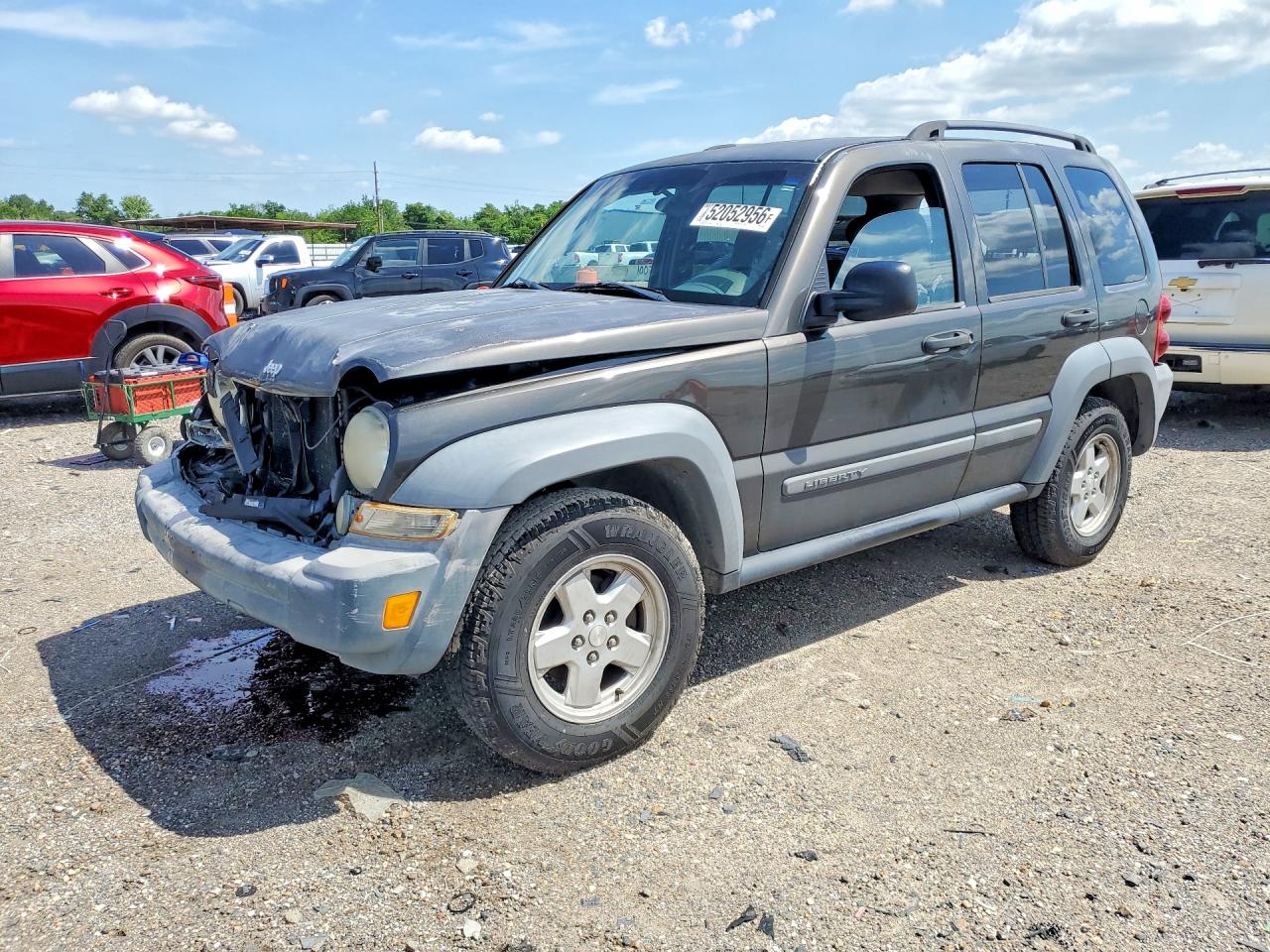 Salvage Jeep Liberty Image