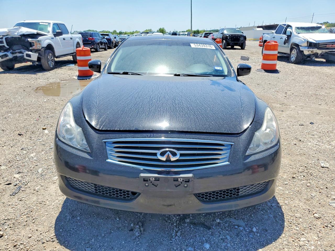 INFINITI G37 Base