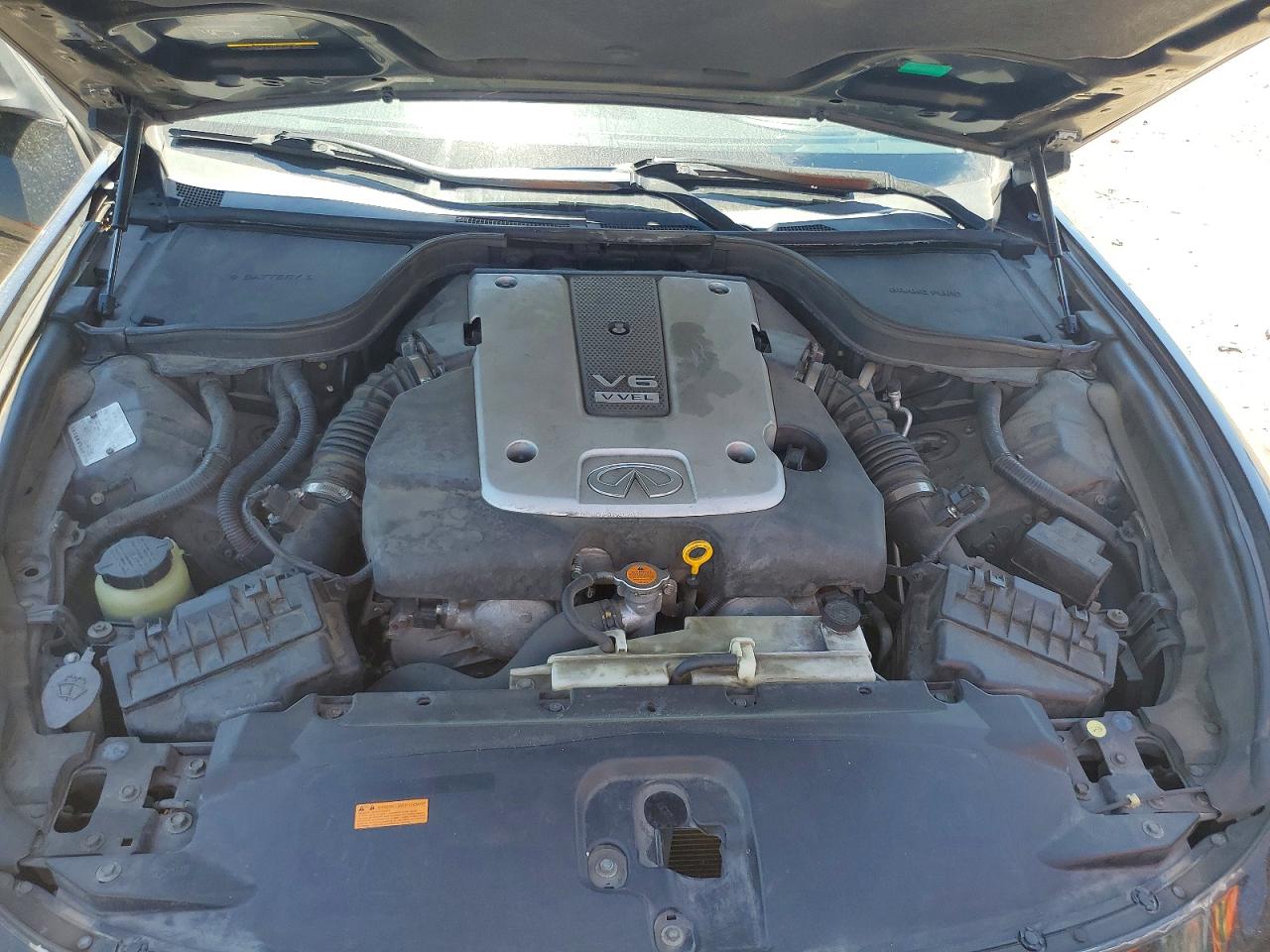 INFINITI G37 Base