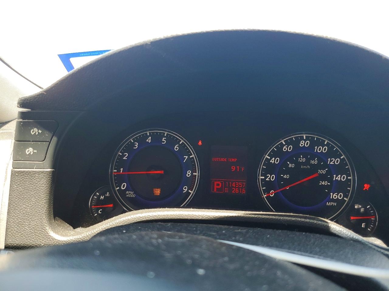 INFINITI G37 Base
