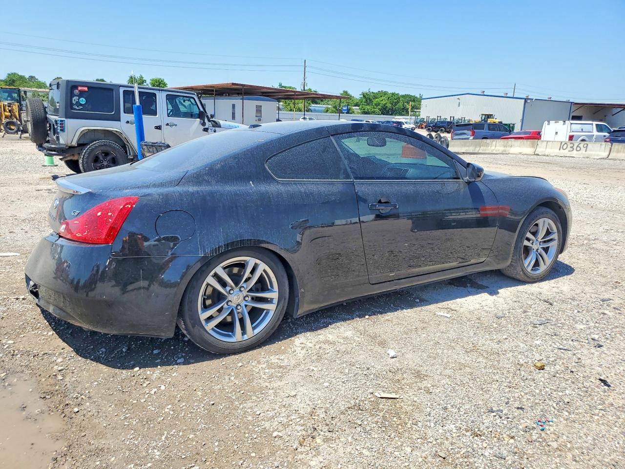 INFINITI G37 Base
