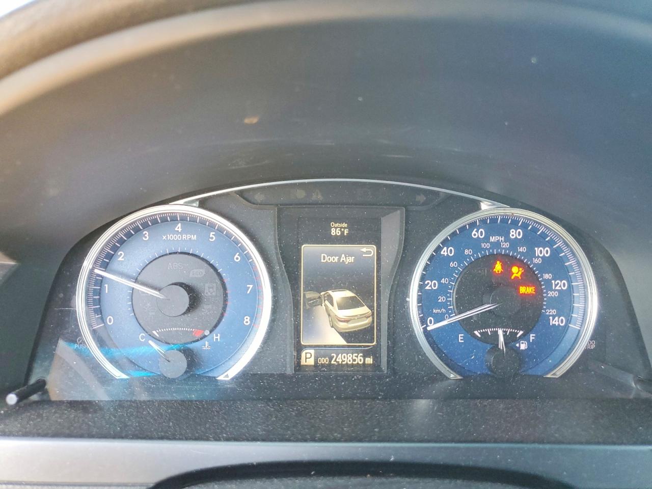 Toyota Camry Le