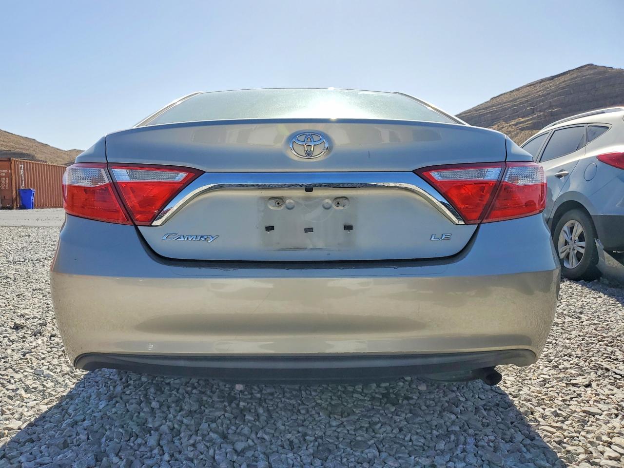 Toyota Camry Le