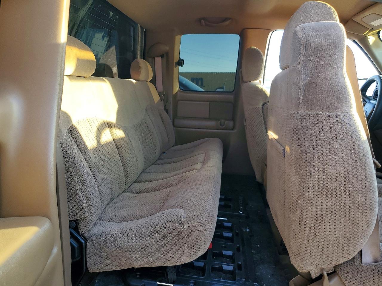 Chevrolet Silverado C1500