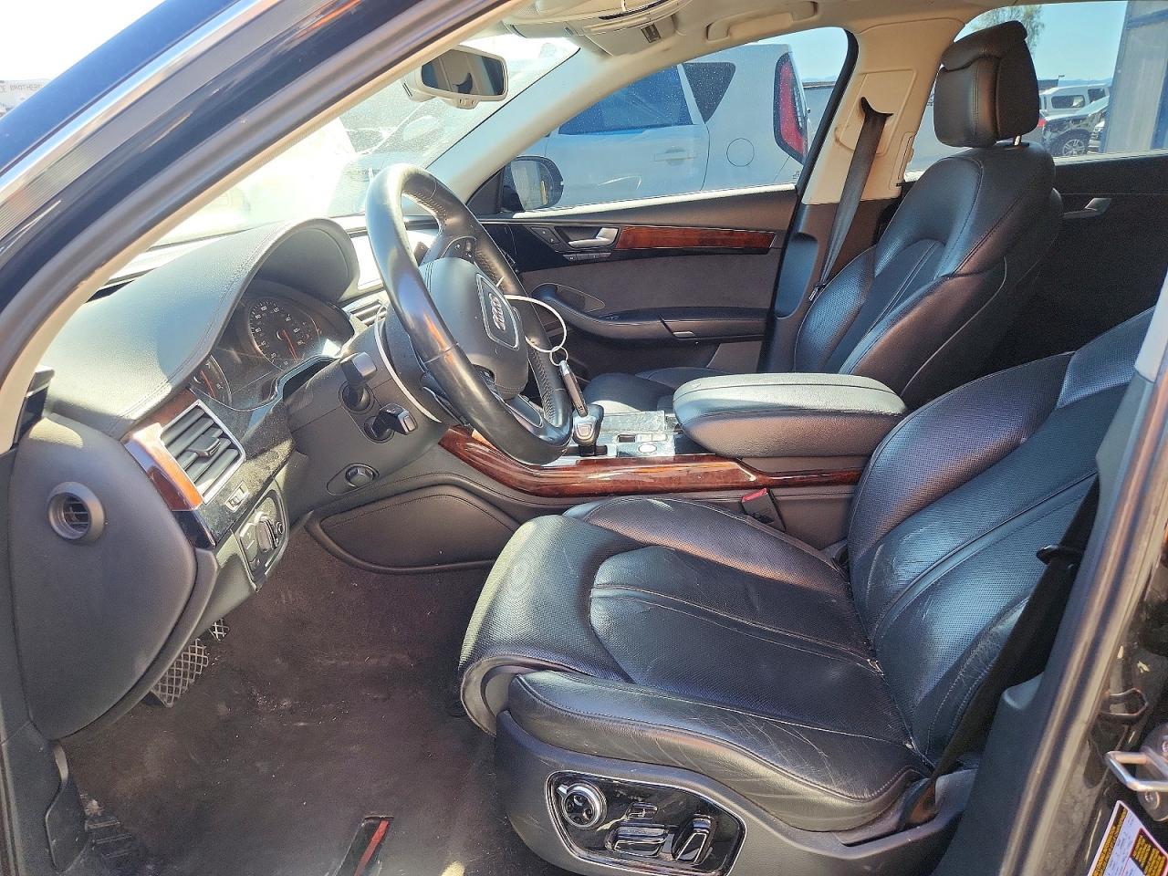 Audi A8 L Quattro