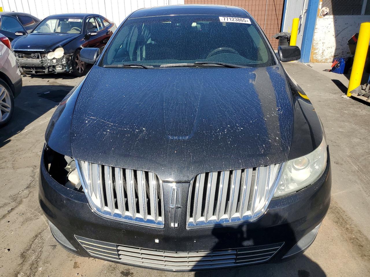 Lincoln MKS
