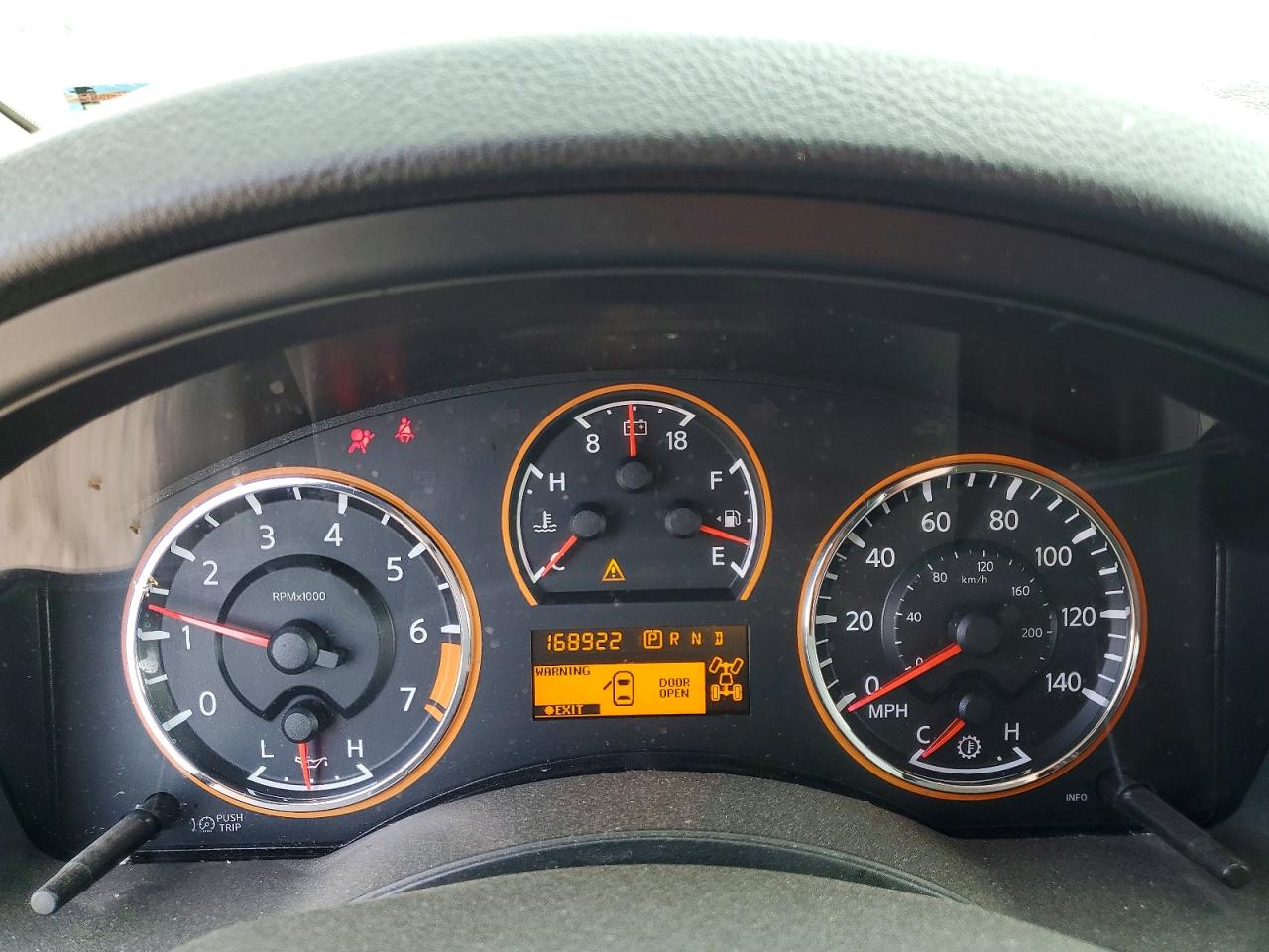 Nissan Armada Platinum