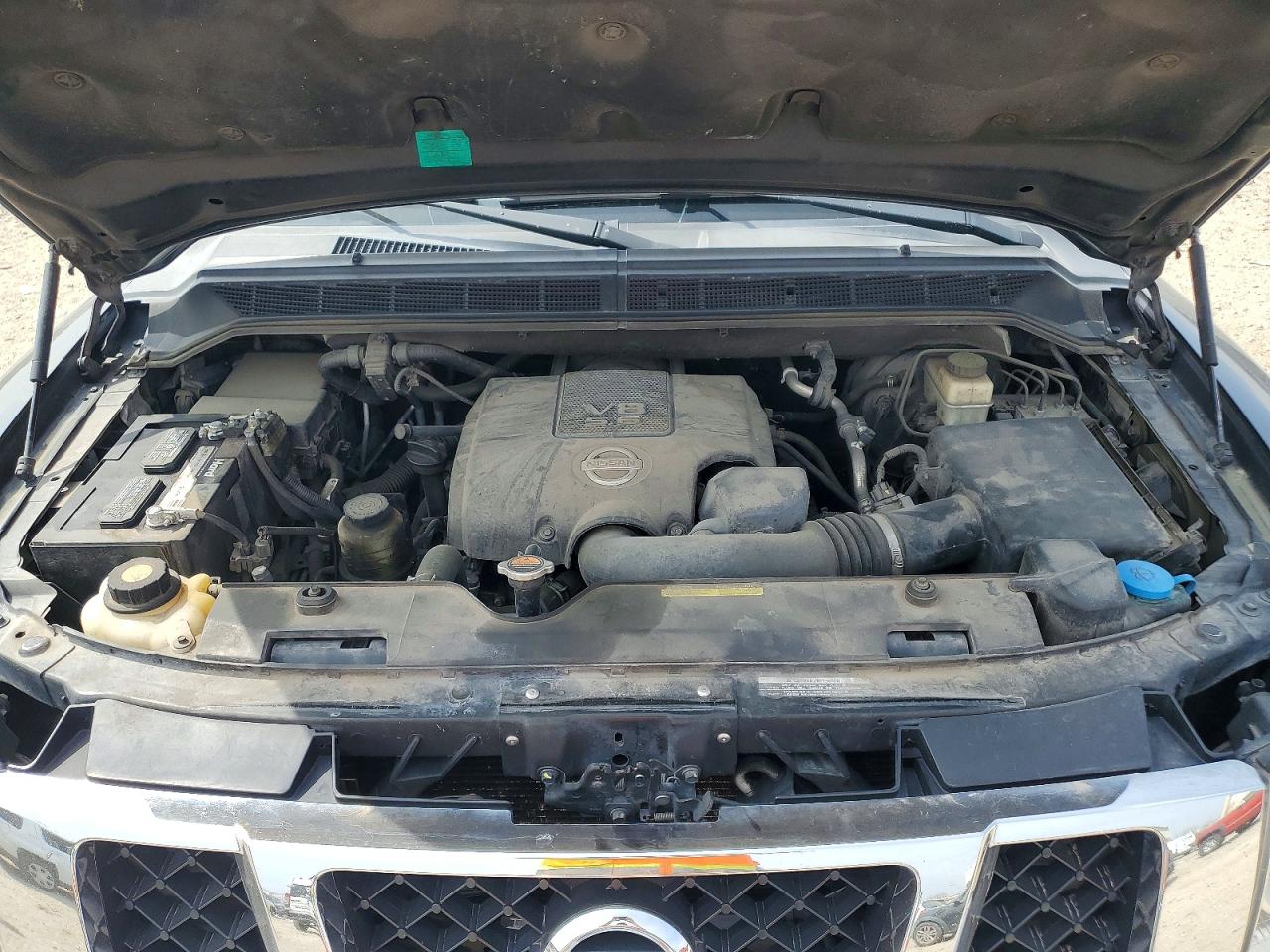 Nissan Armada Platinum