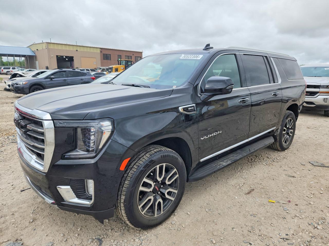Salvage GMC Yukon Image