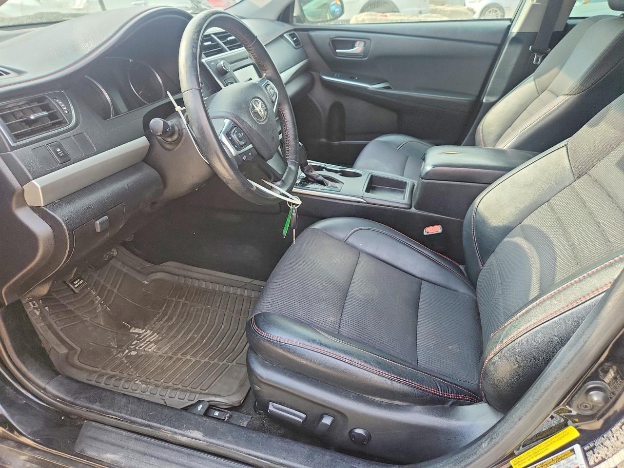 Toyota Camry Se