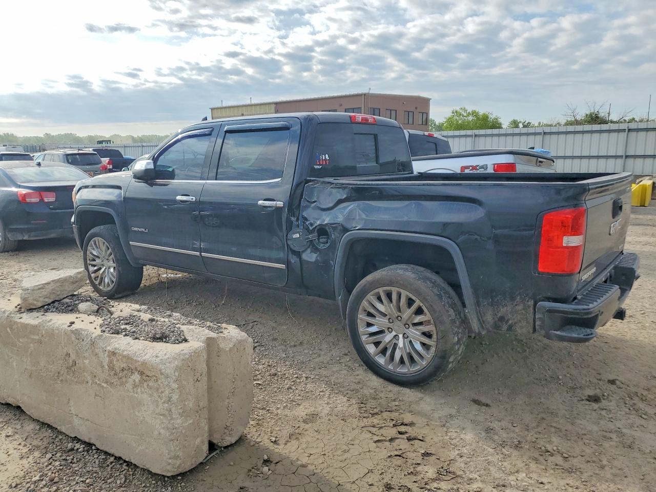 GMC Sierra K1500 Denali