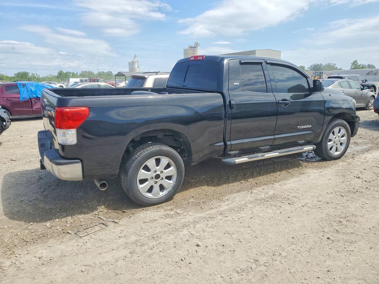 Toyota Tundra Double Cab Sr5