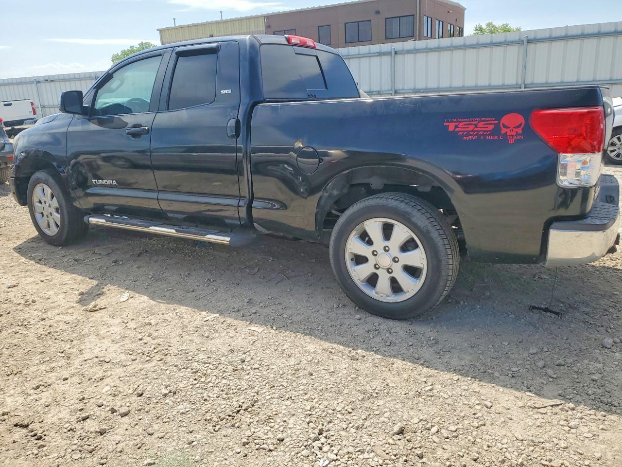 Toyota Tundra Double Cab Sr5