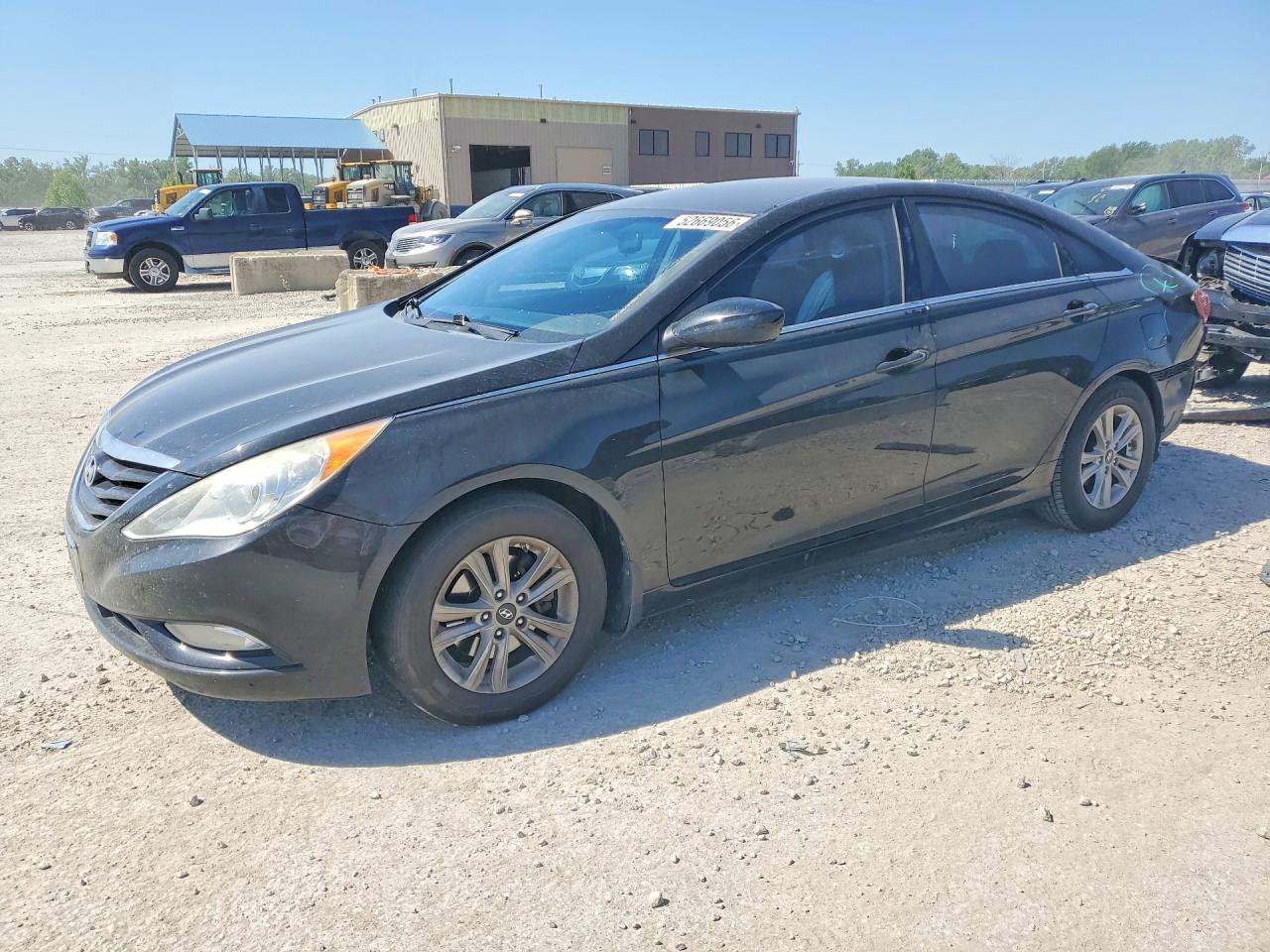 Salvage Hyundai SONATA Image