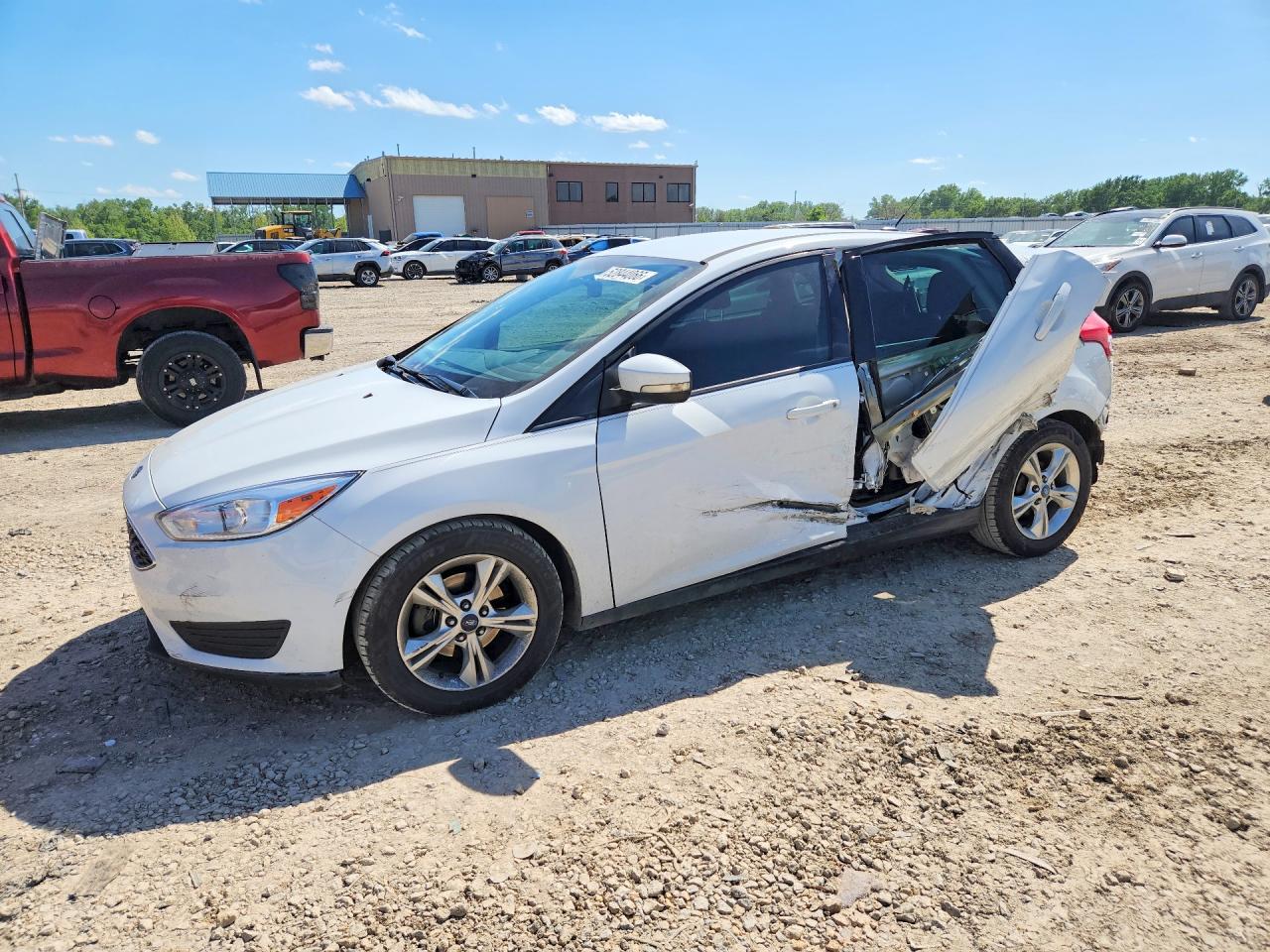 Salvage Ford Focus Image