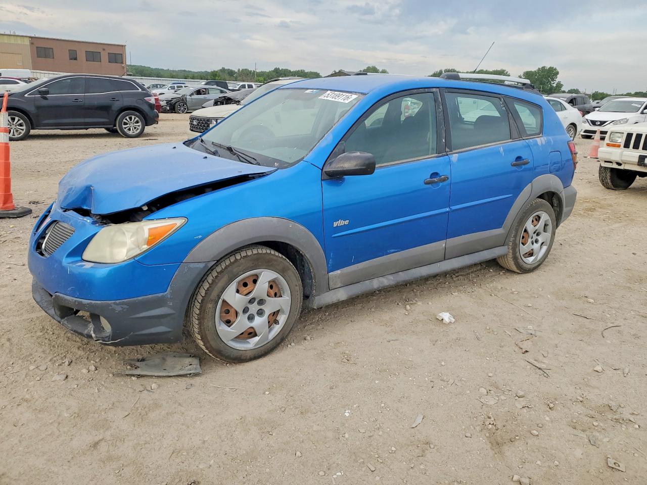 Salvage Pontiac Vibe Image