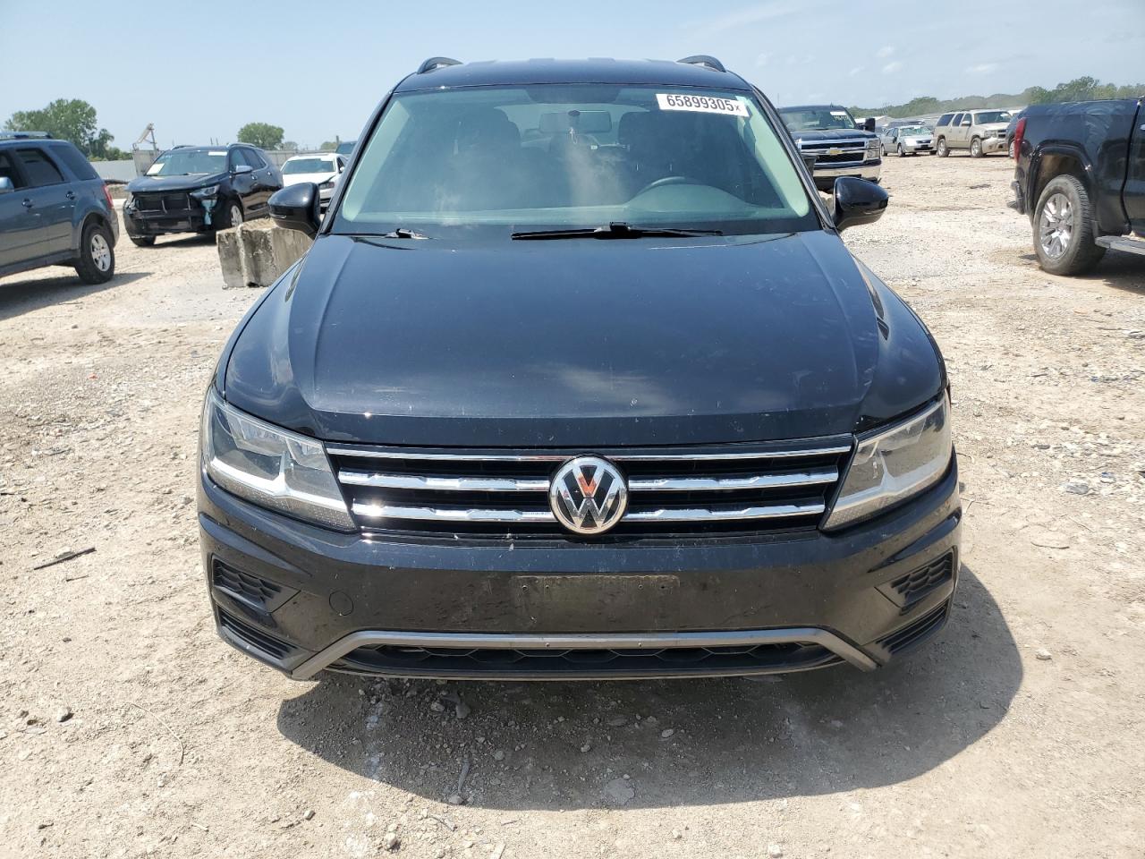 Volkswagen Tiguan S