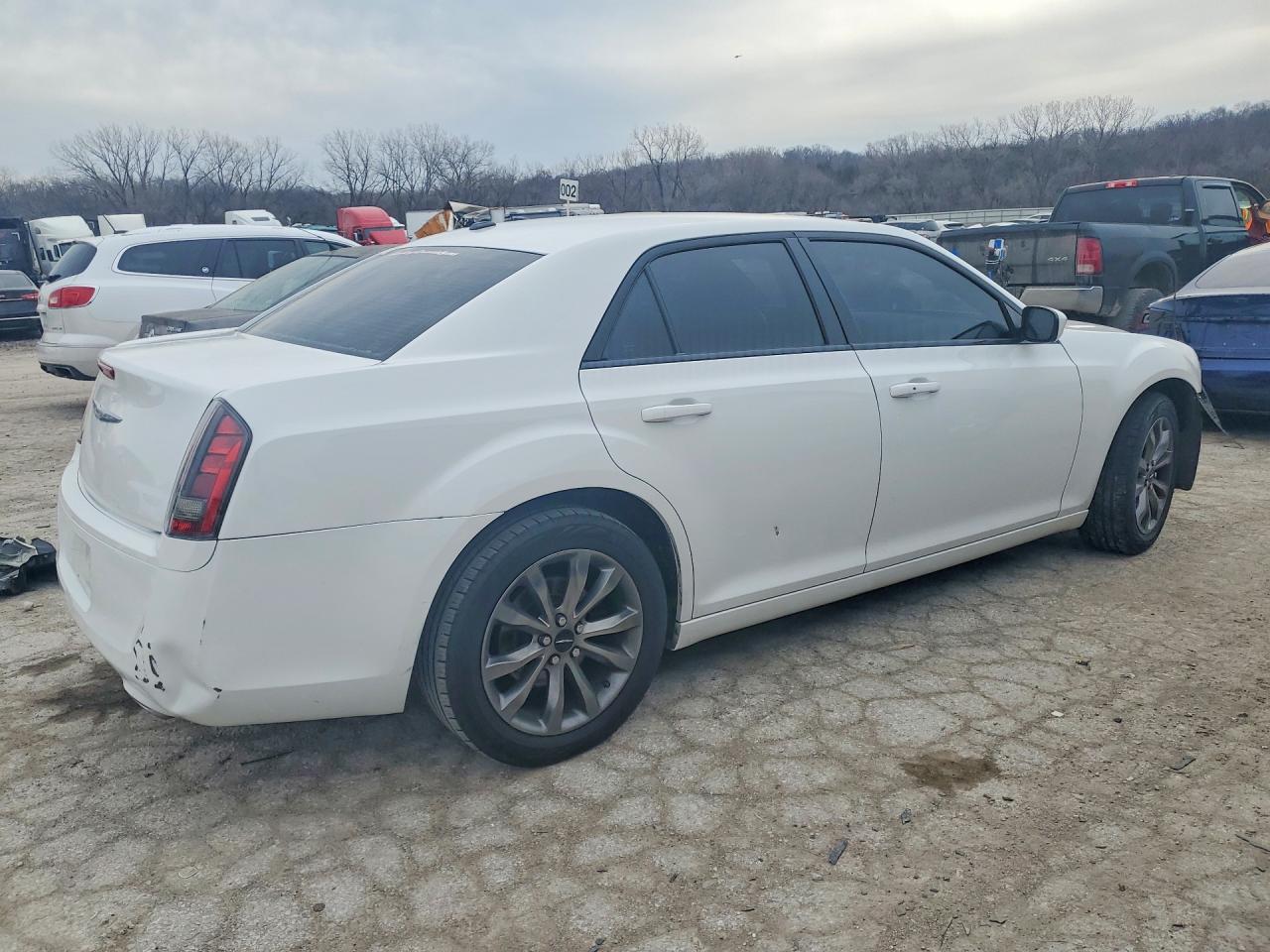 Chrysler 300 S