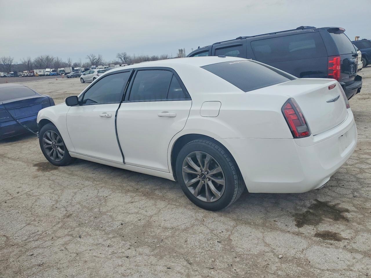 Chrysler 300 S