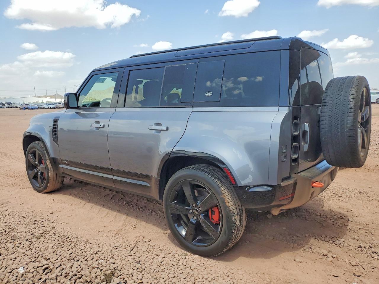 Land Rover Defender 110 X