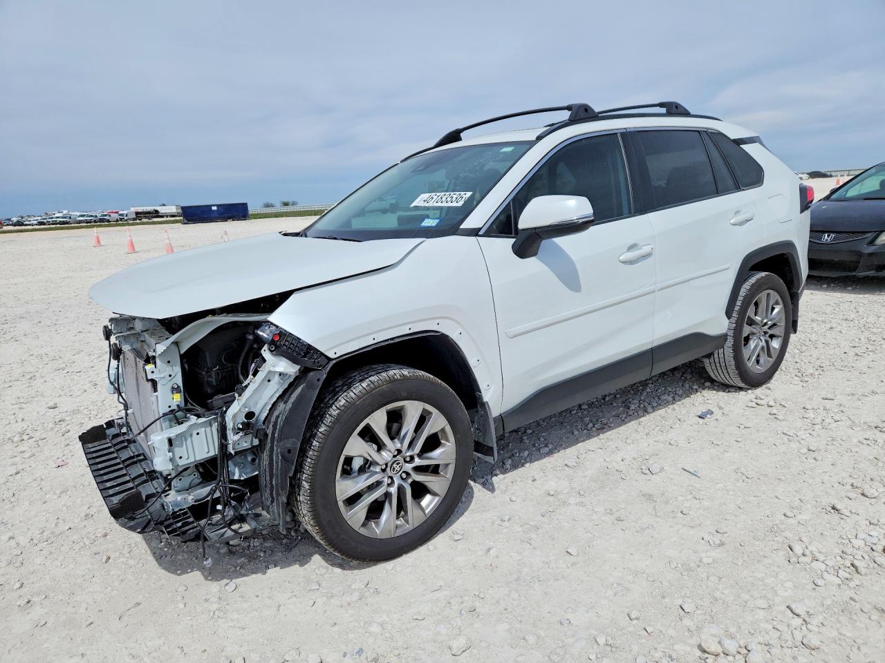 Salvage Toyota RAV4 Image