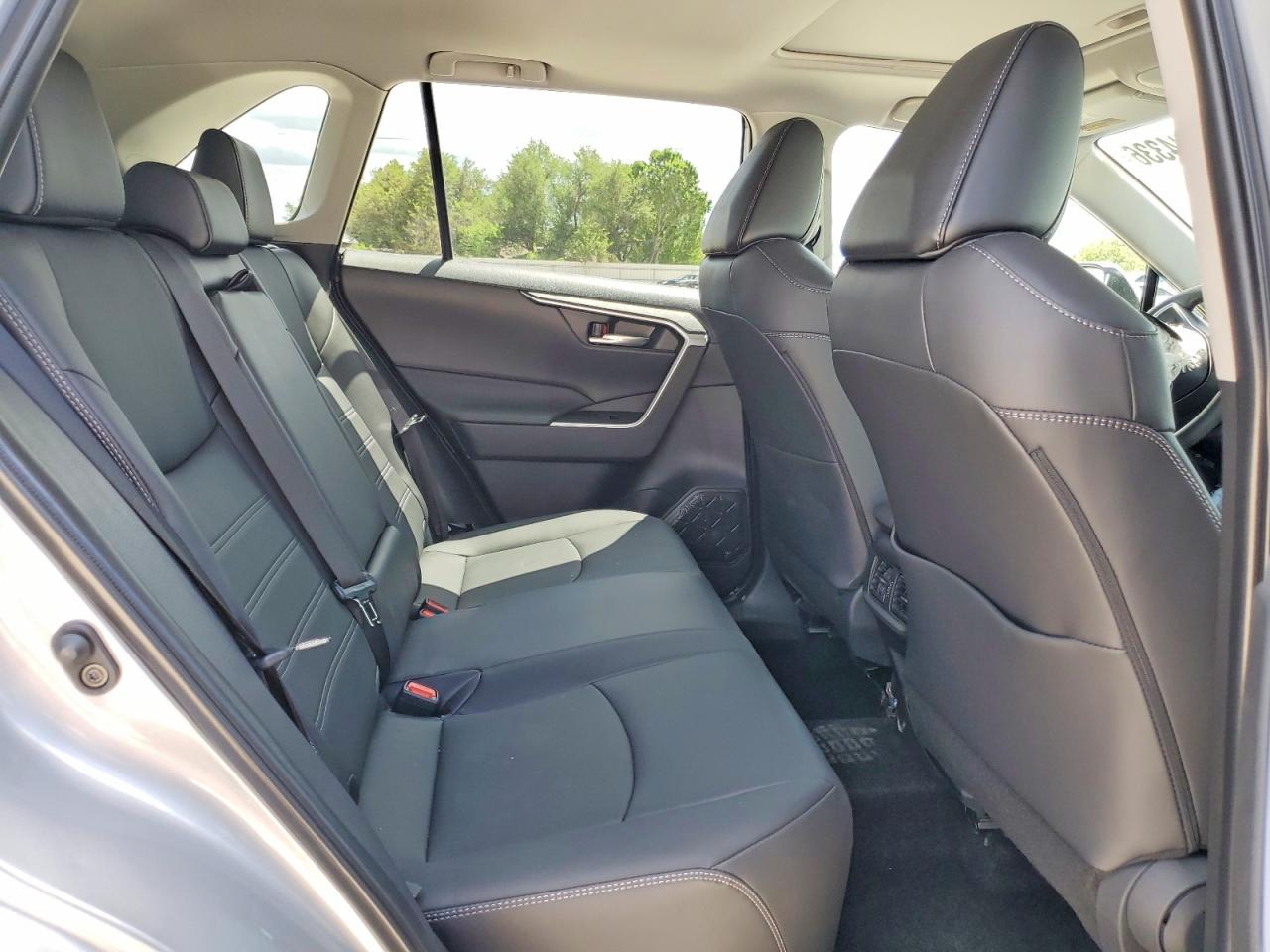 Toyota RAV4 Xle Premium
