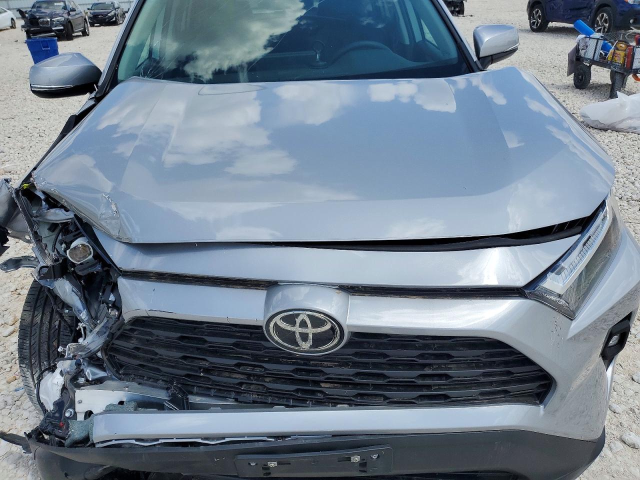 Toyota RAV4 Xle Premium