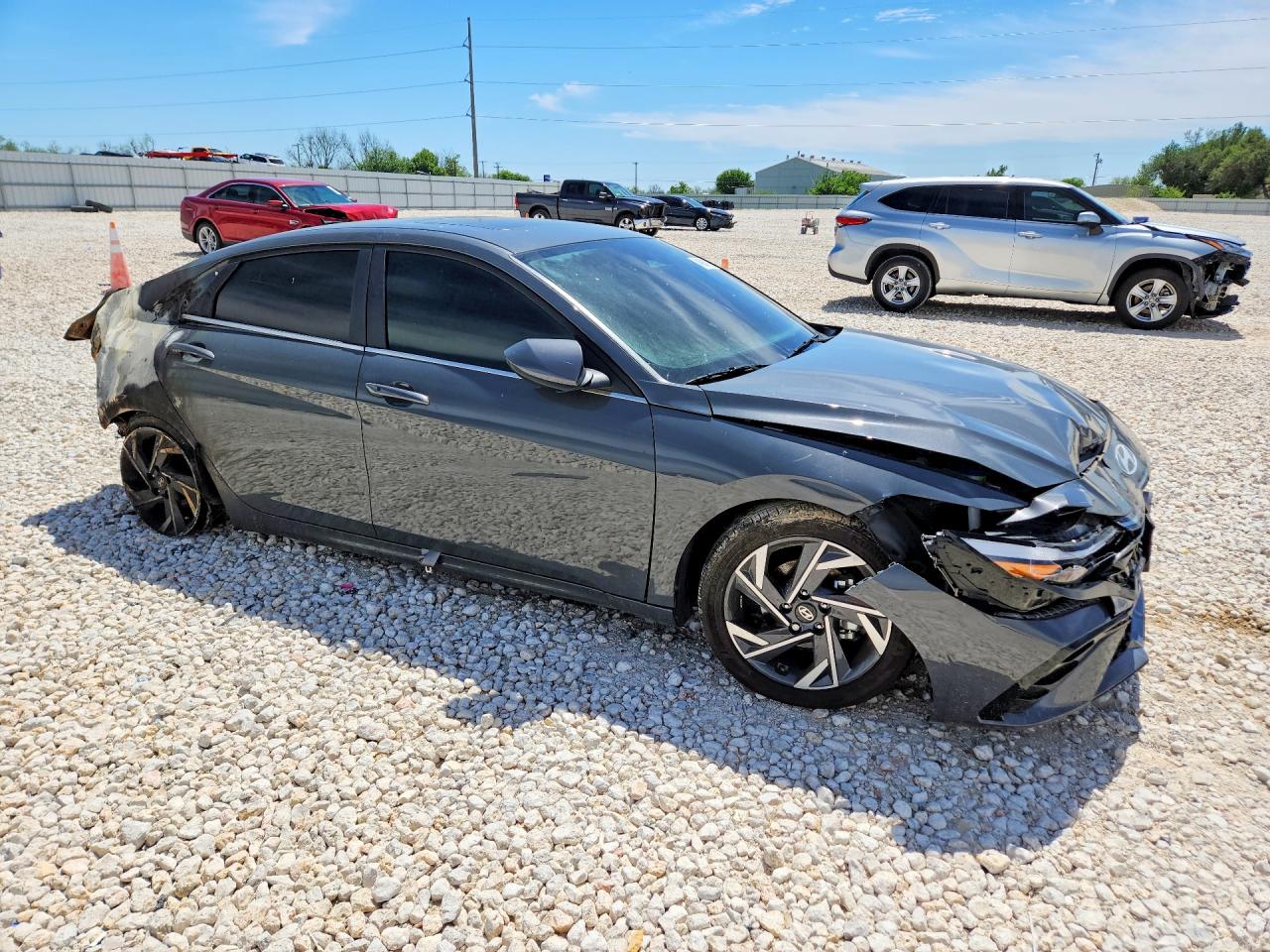 Hyundai ELANTRA Sel
