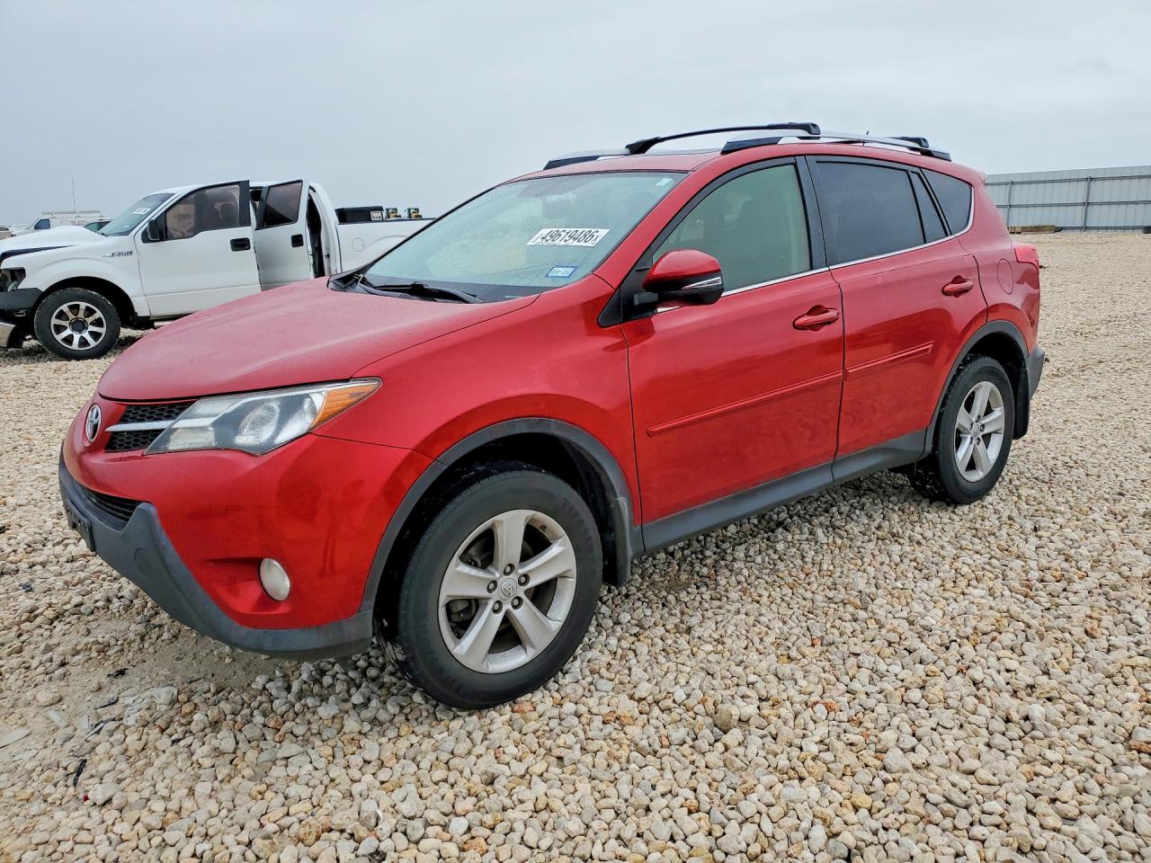 Salvage Toyota RAV4 Image