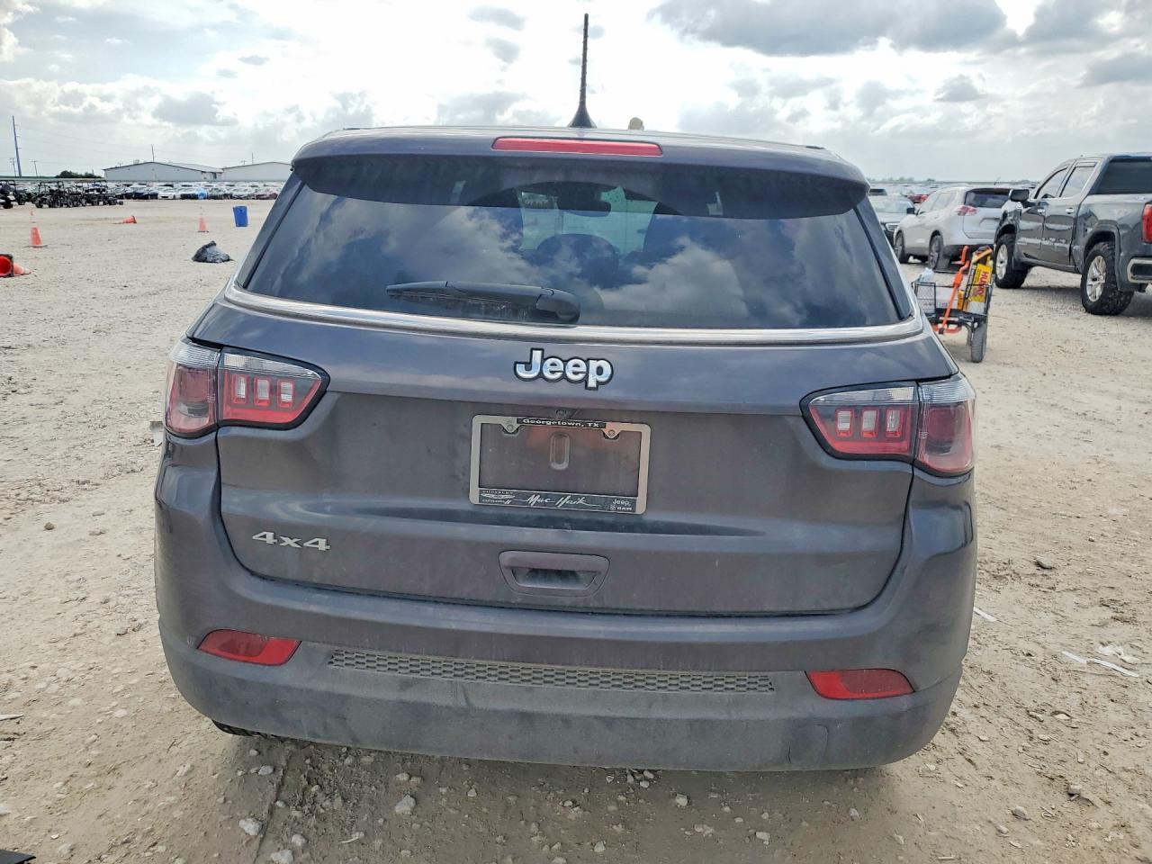 Jeep Compass Sport