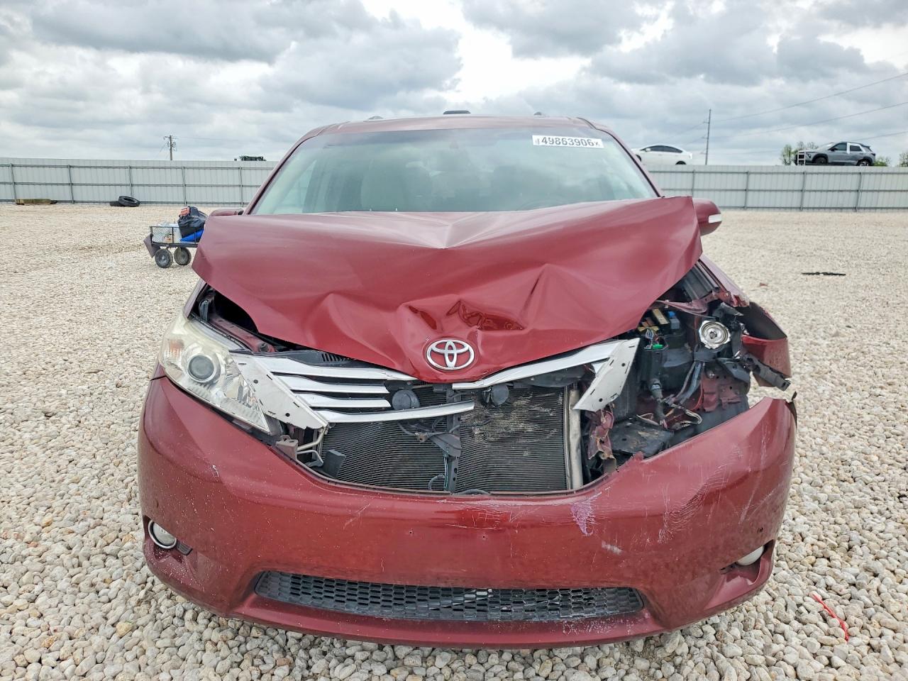 Toyota Sienna Limited 7-passenger