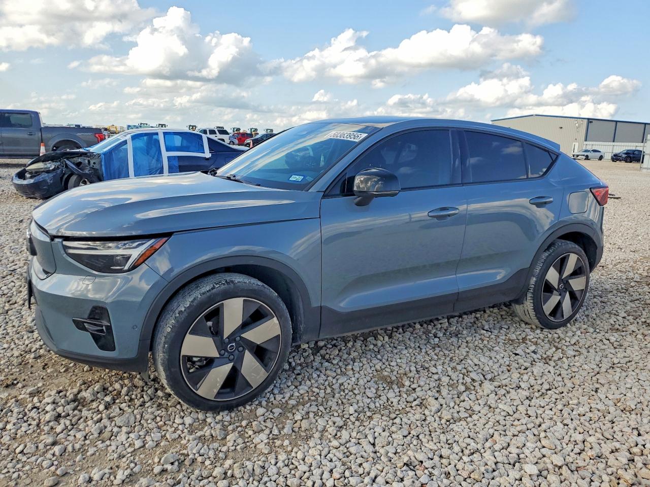 Salvage Volvo C40 Image