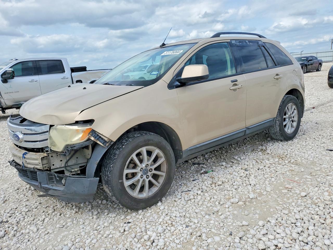 Salvage Ford Edge Image