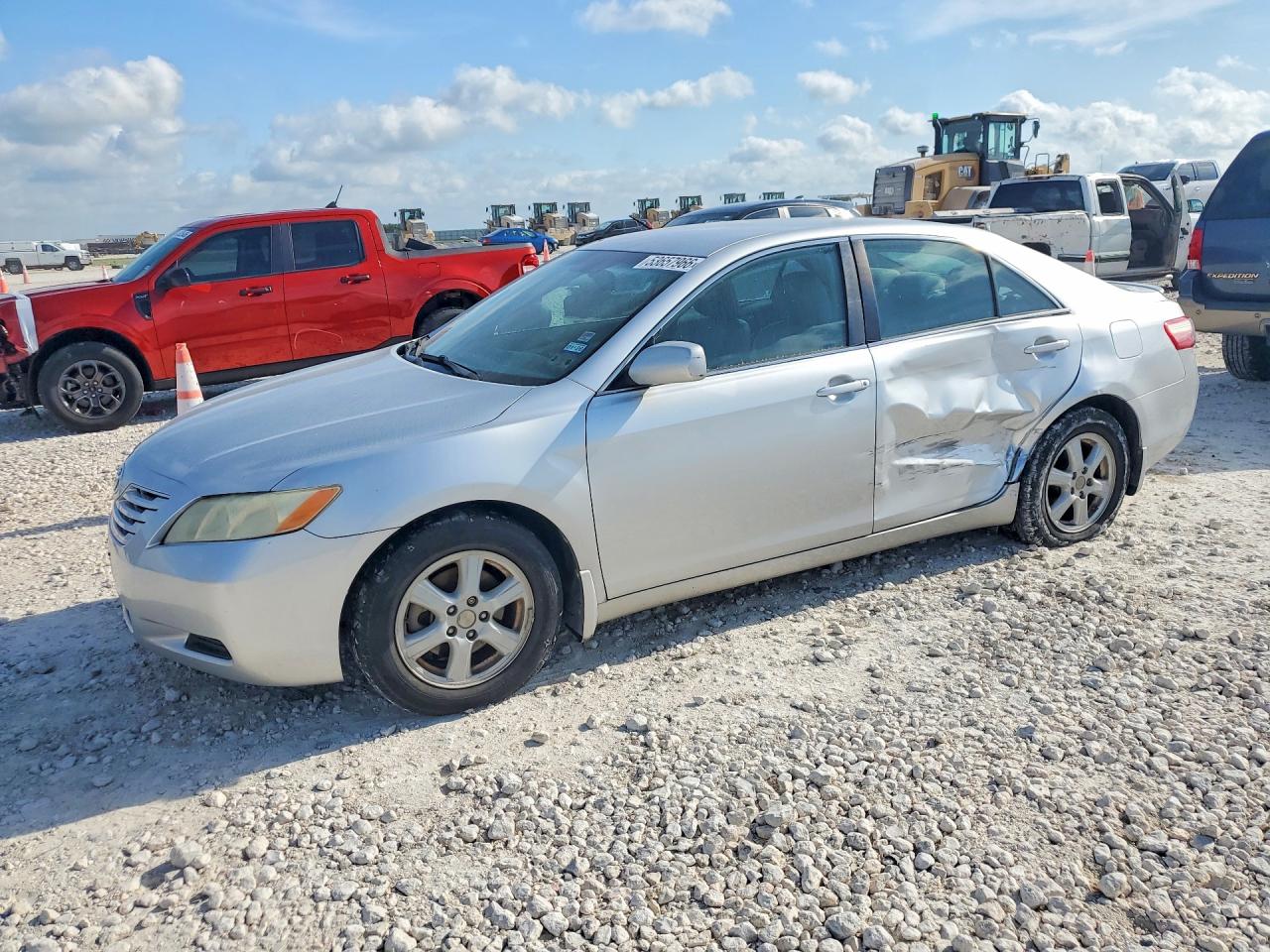 Salvage Toyota Camry Image