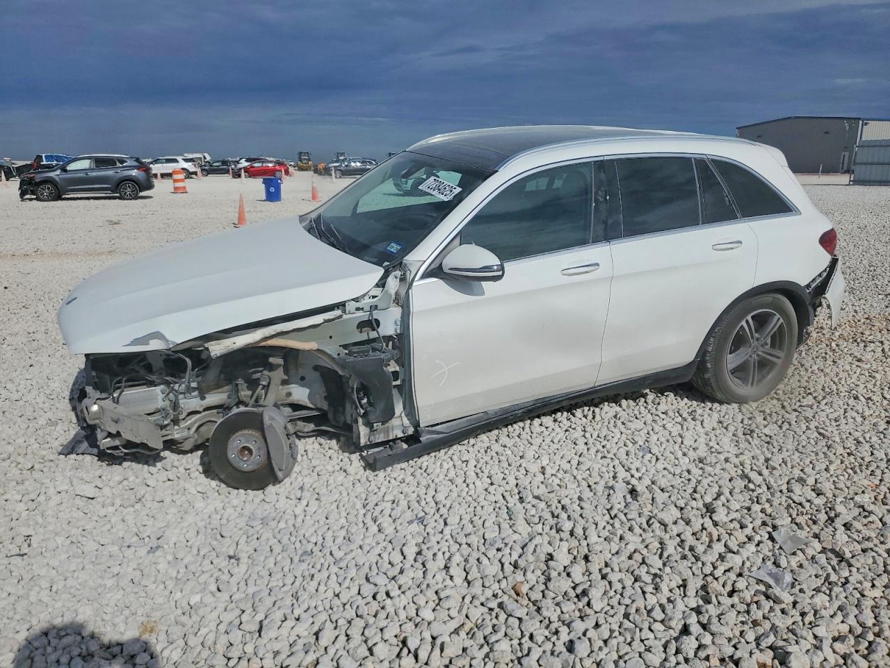 Salvage Mercedes-Benz GLC Image