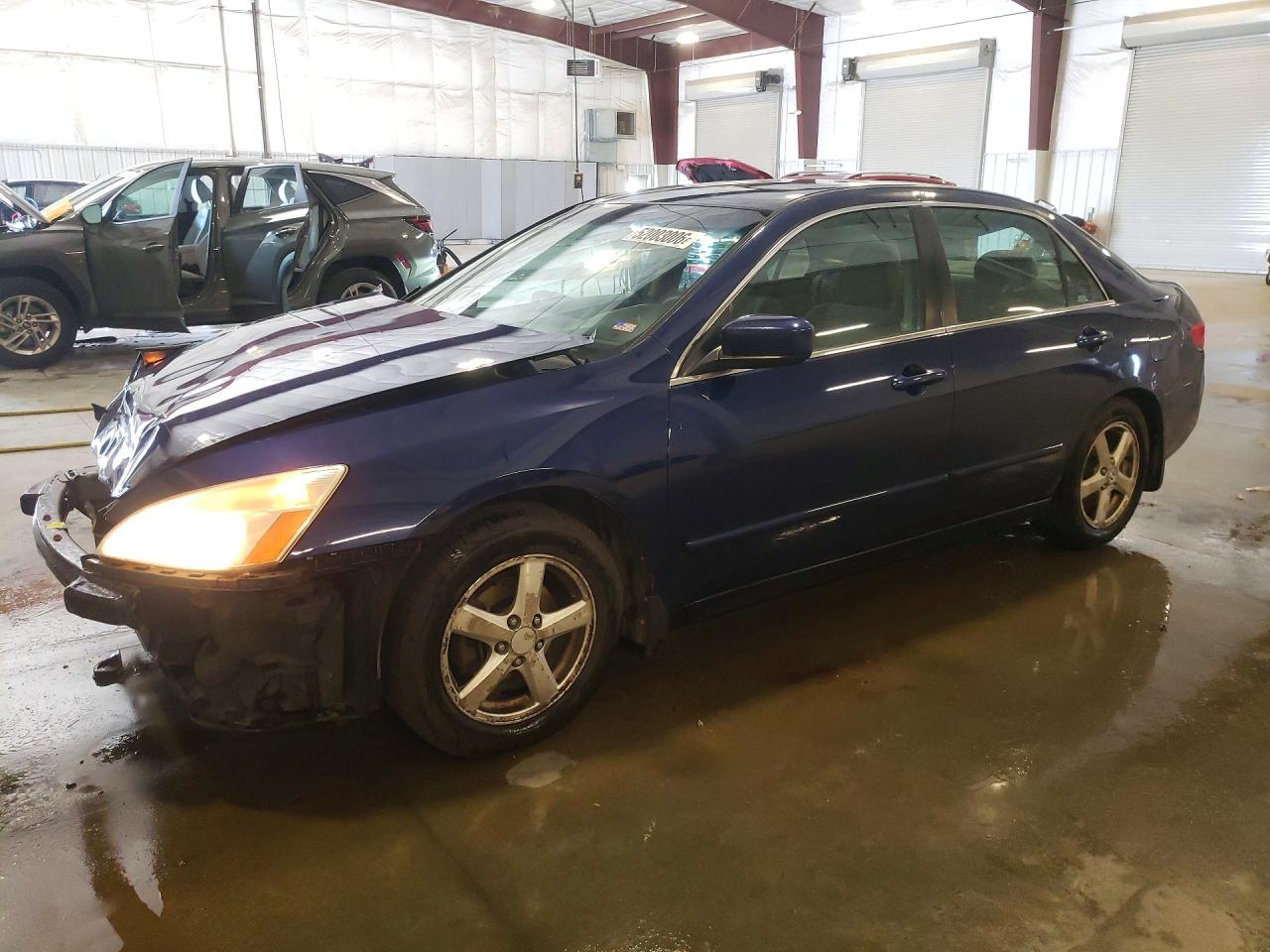 Salvage Honda Accord Image