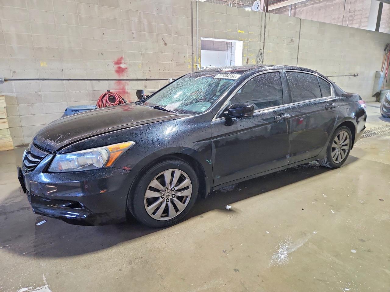 Salvage Honda Accord Image
