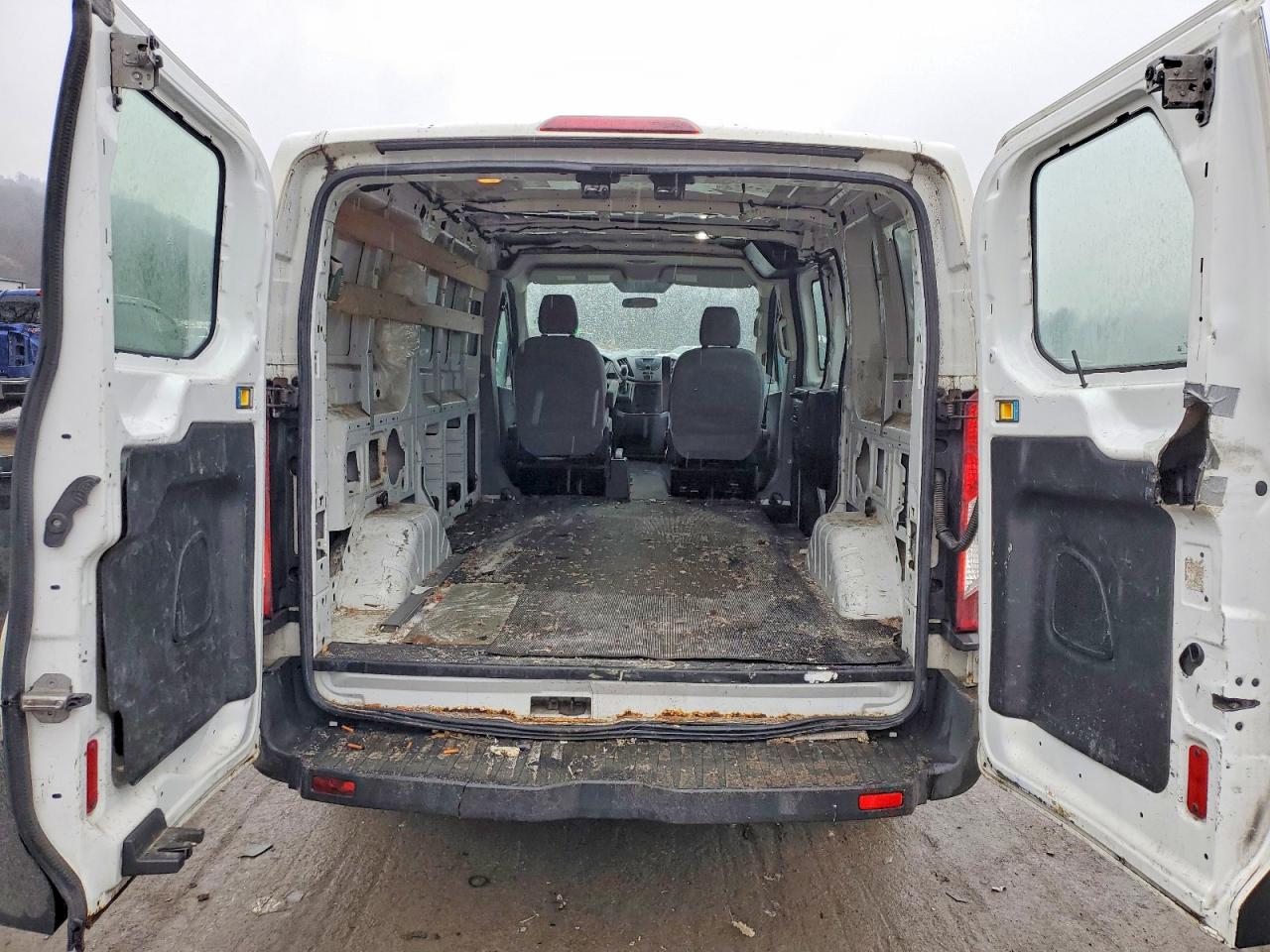 Ford Transit T-250