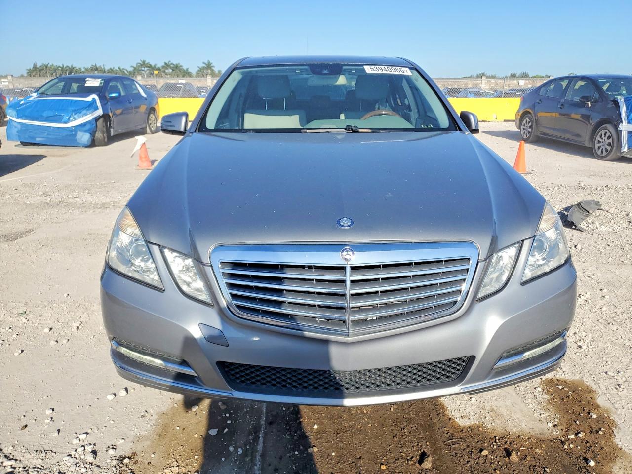Mercedes-Benz E-Class 350