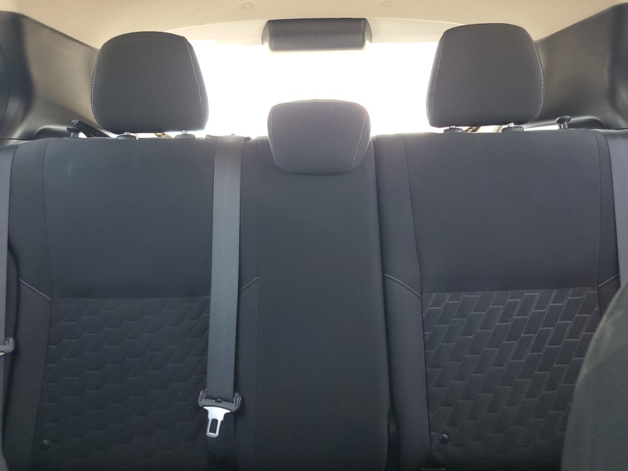 Nissan Kicks S