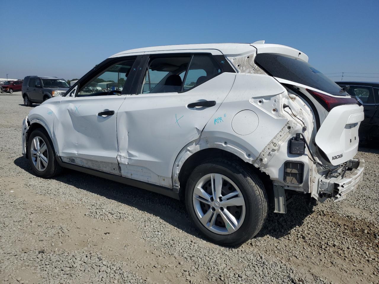 Nissan Kicks S
