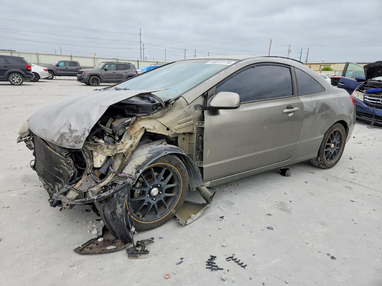 Salvage Honda Civic Image