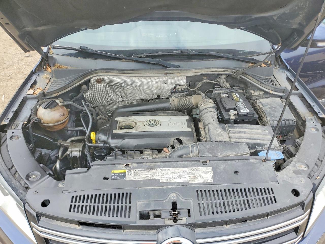 Volkswagen Tiguan S