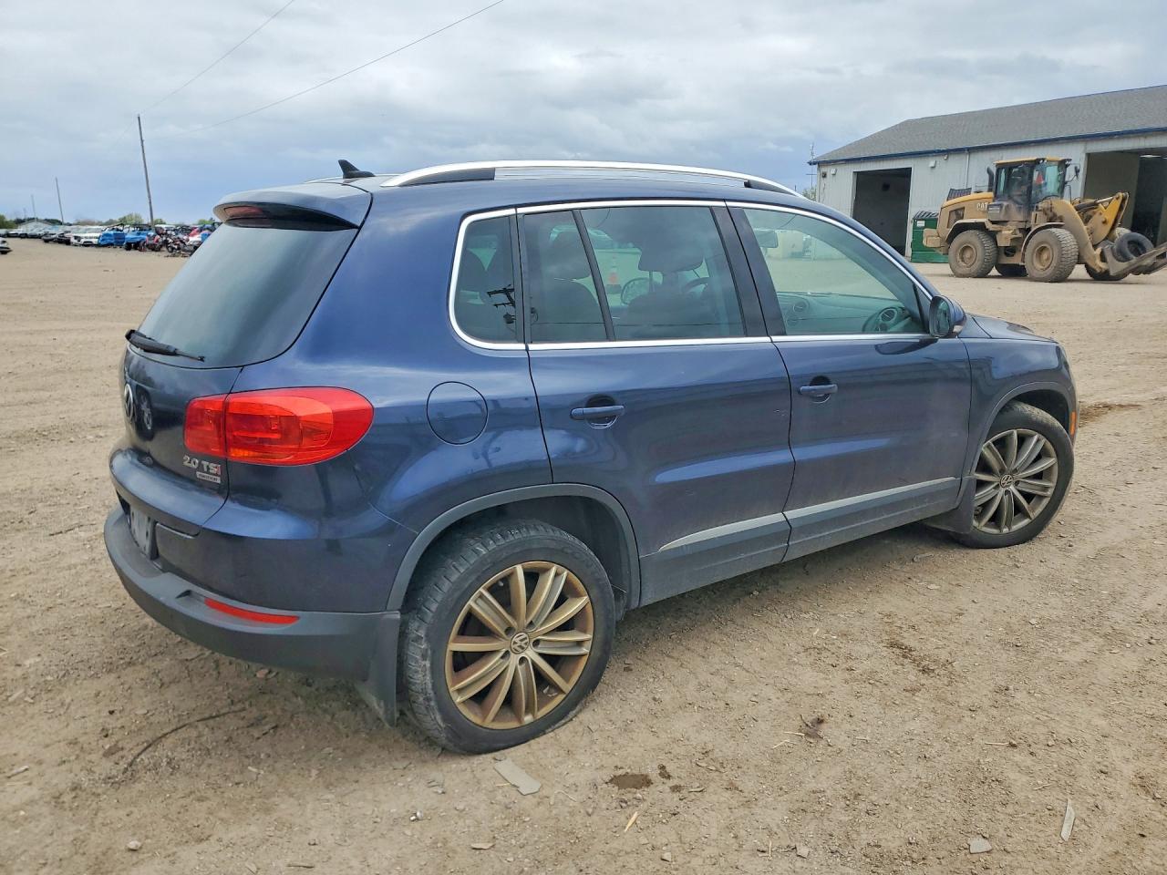 Volkswagen Tiguan S